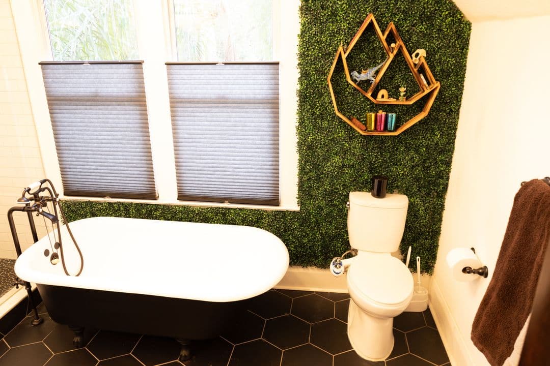 Tampa Bungalow Remodel gallery image 6