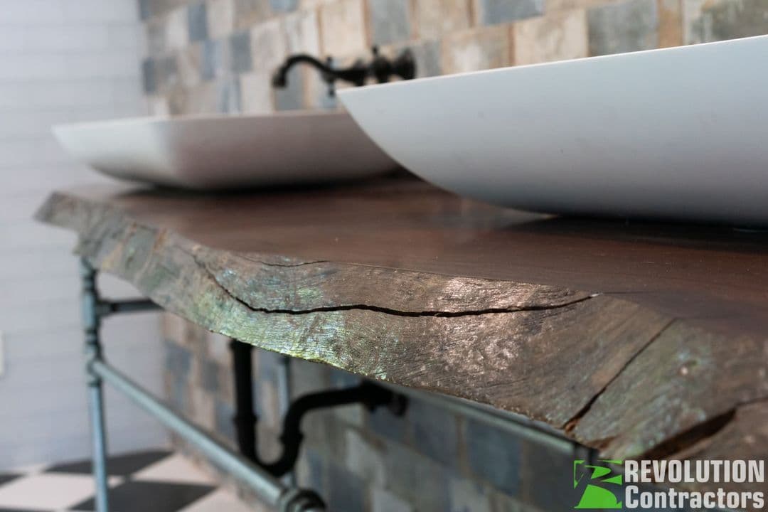 Tierra Verde Exterior and Master Bath gallery image 2