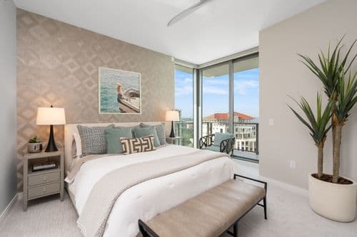 Downtown St Pete condo image 13