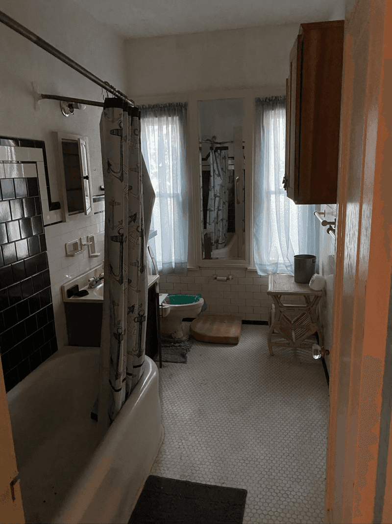 Historical bungalow before renovation 2