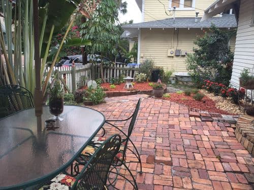 Roser Park Designer Small Space image 2