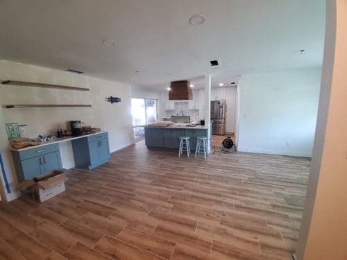 Tierra Verde exterior and master bath image 10