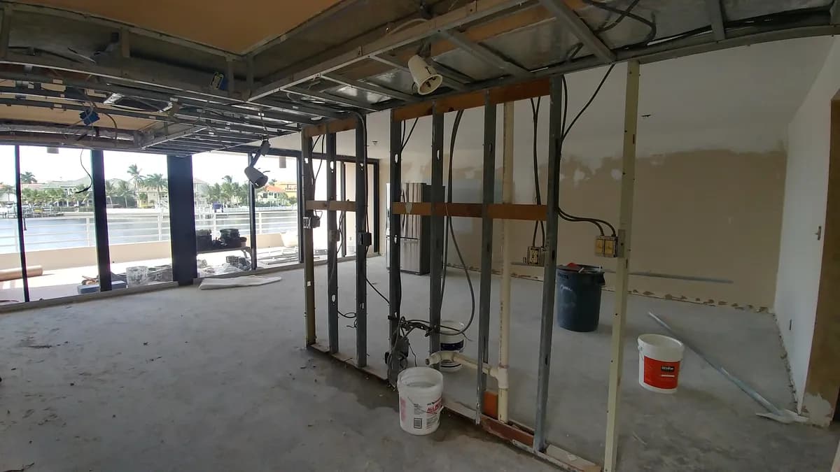 Before: Outdated kitchen in a St. Petersburg home