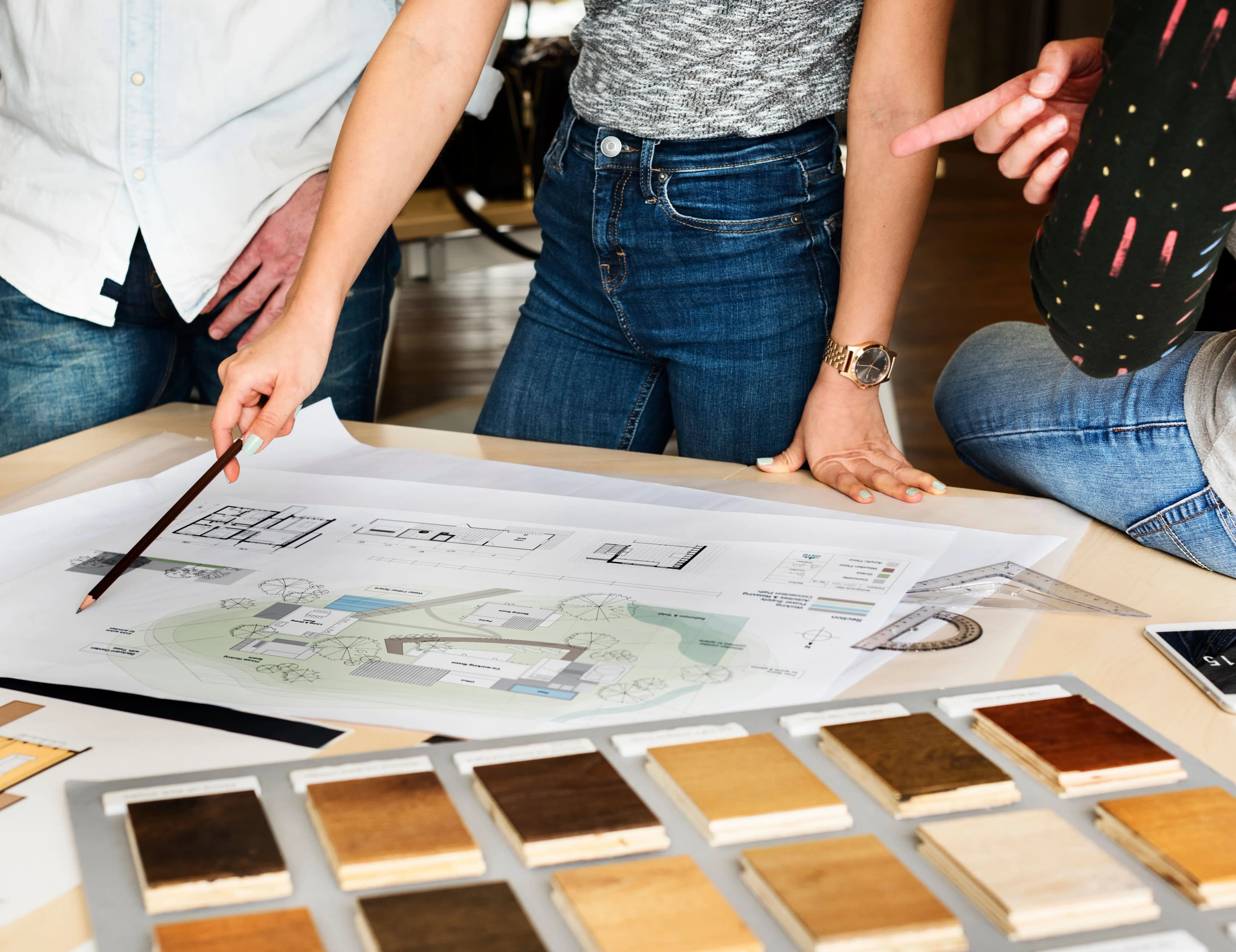 Initial consultation meeting for a St. Petersburg remodel project