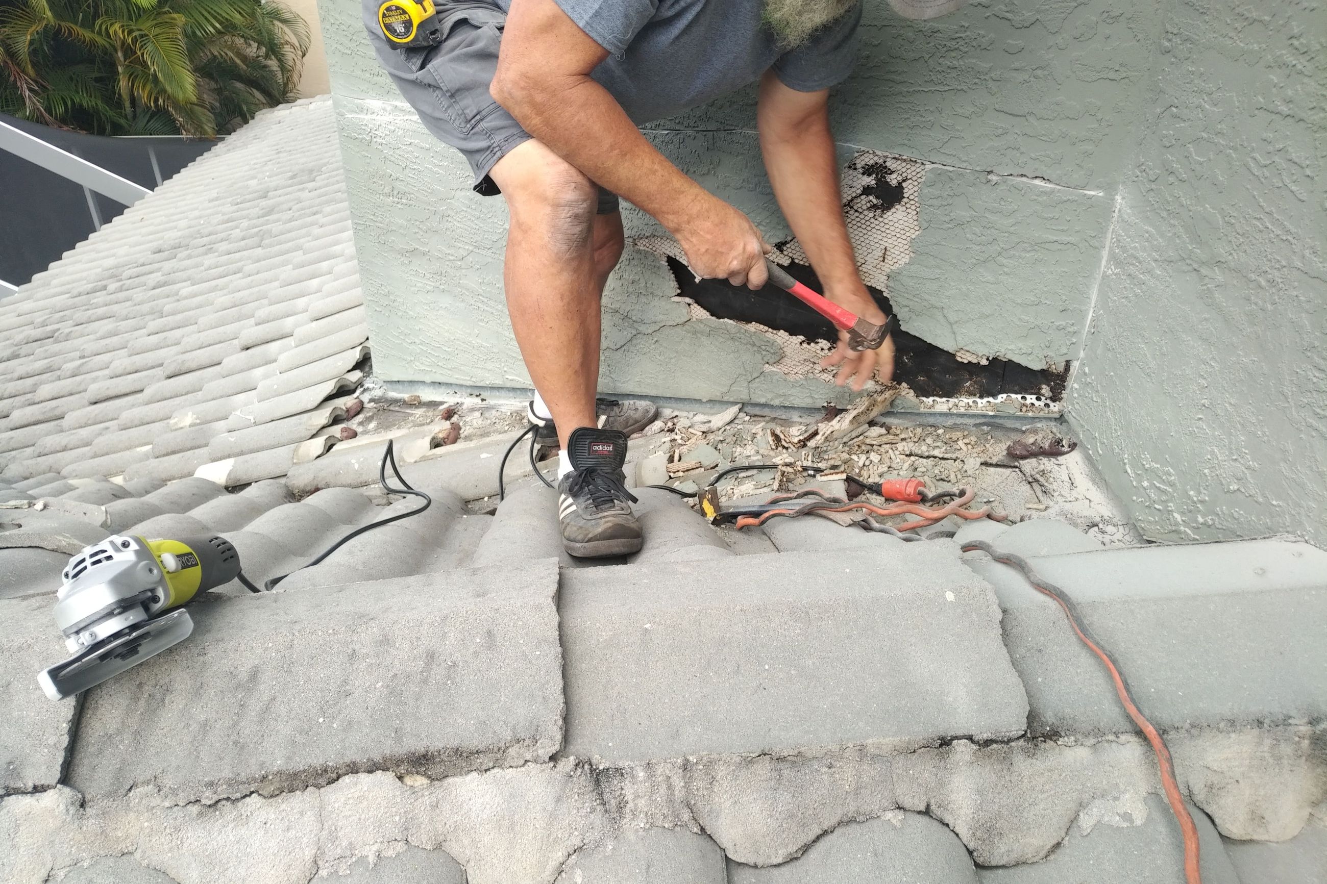 Exterior stucco and rot repair